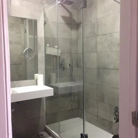 Lis Europa Alcantara Hostal Lisboa